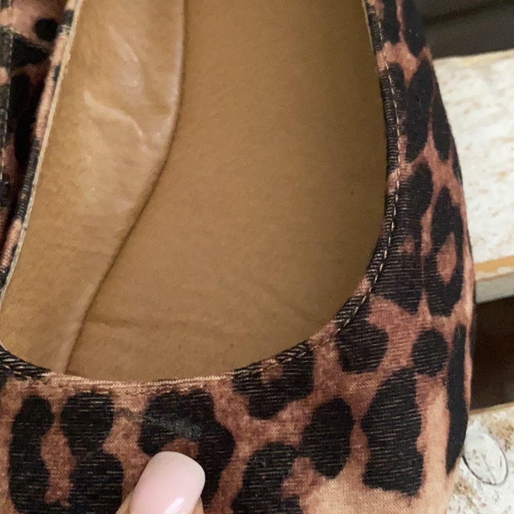Steve Madden Leopard Print Flats in Brown and Black - Picture 3 of 8